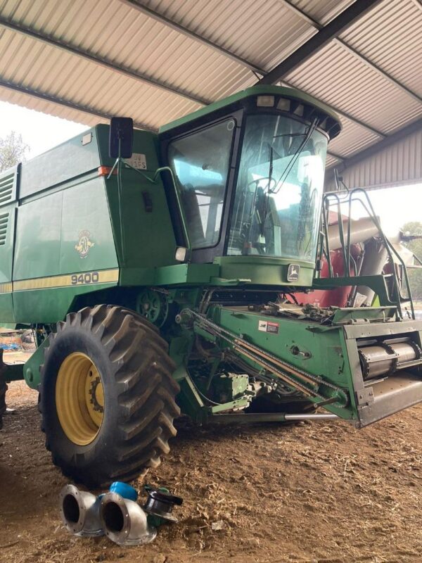 1998 John Deere 9400 Combine with 8350 engine and 5700 drum hours,harverster