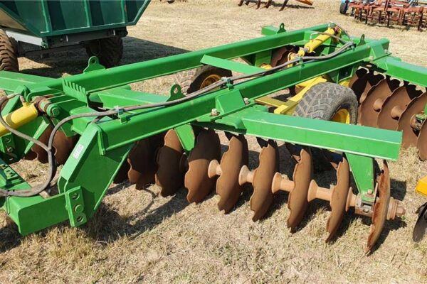14x14 Hydraulic offset disc harrow,28 disc - Image 3